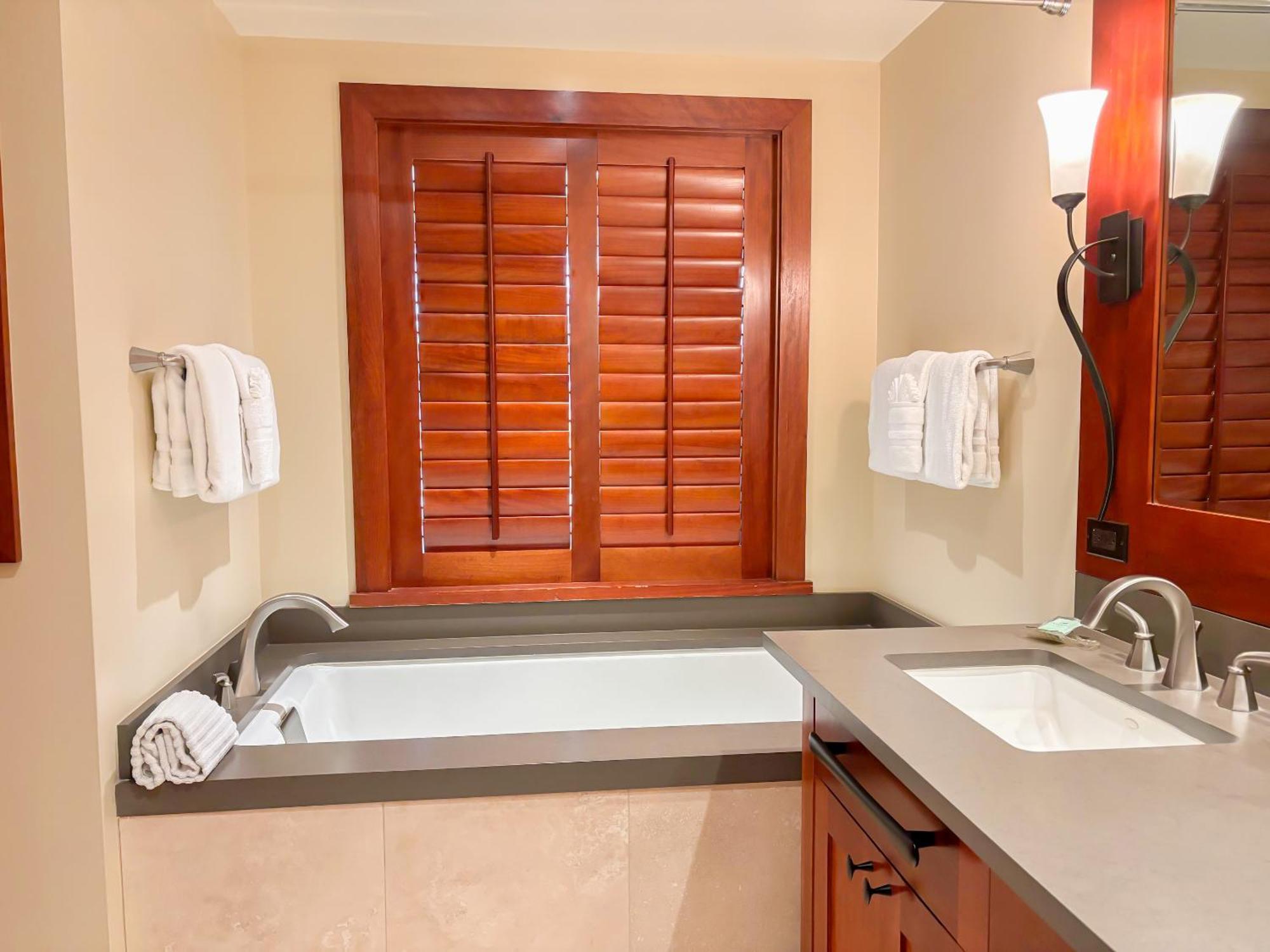 Luxury Pool Front Ko Olina Beach Rental Ground Floor B105 2Br Free Parking Kapolei Eksteriør billede